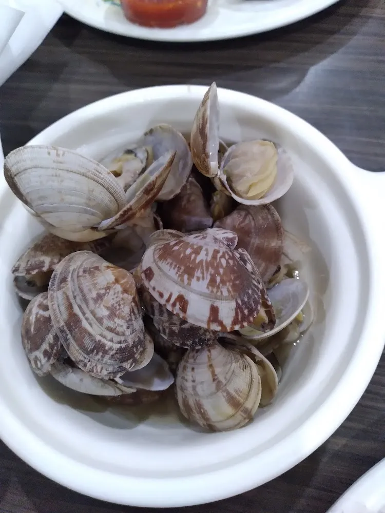 Steamed Clams